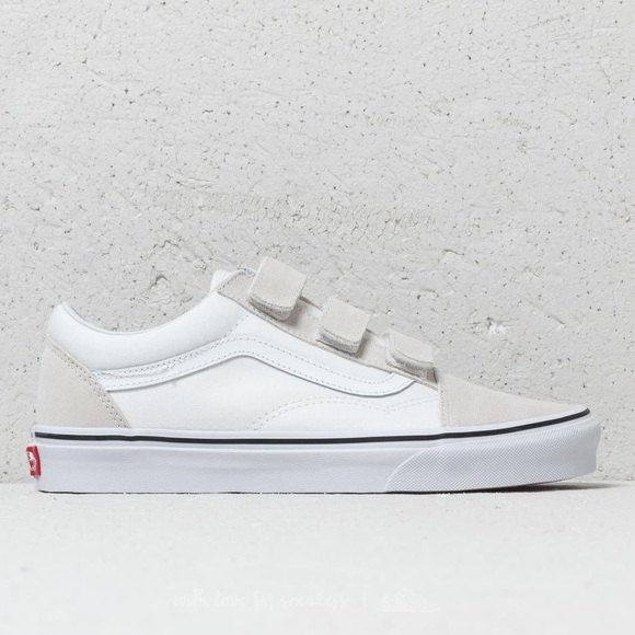 vans old skool v true white skate shoes